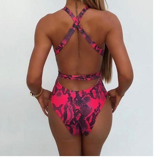 Snake Print Monokini – lifestyle